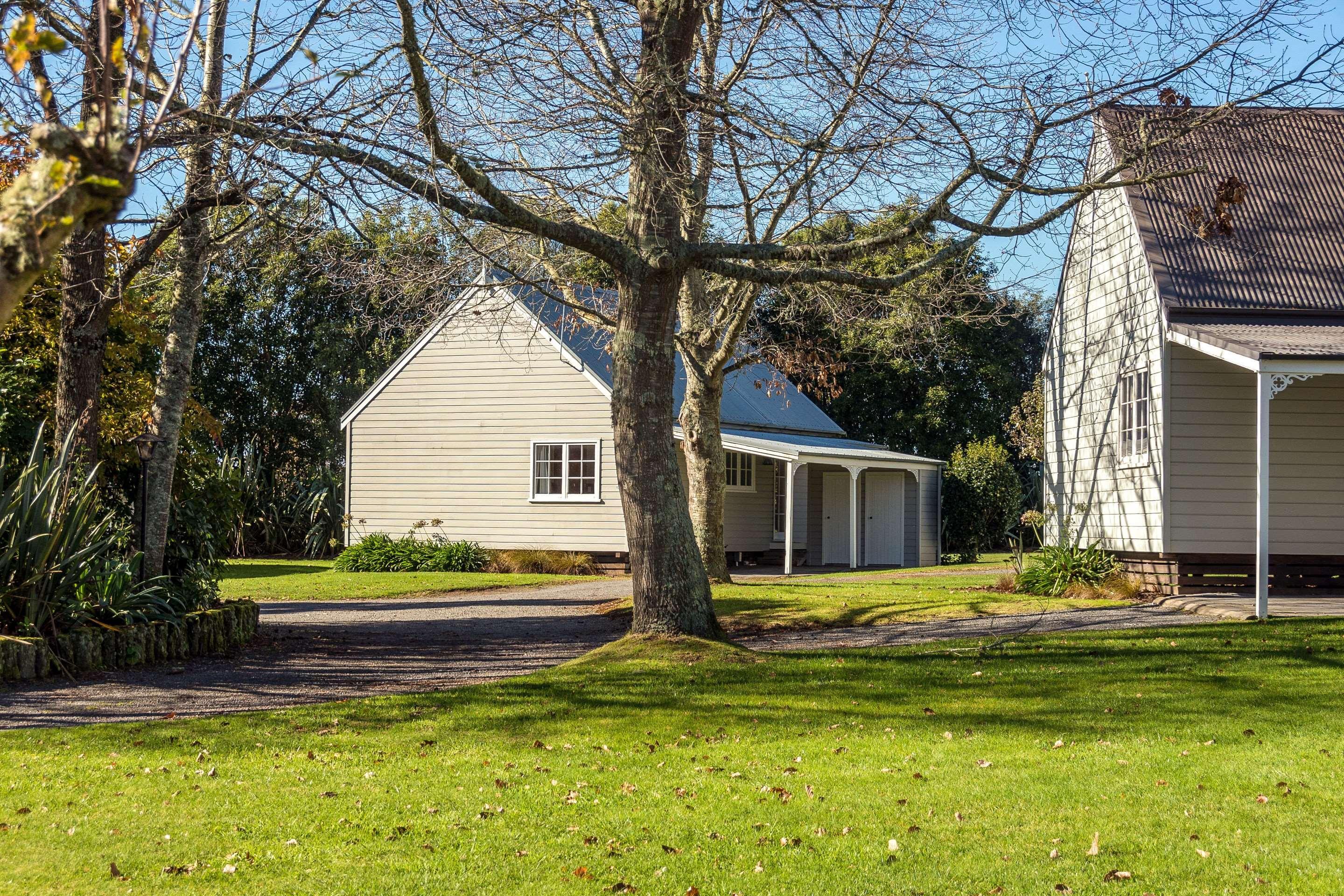 Huka Falls Resort Taupo Exterior foto The stable